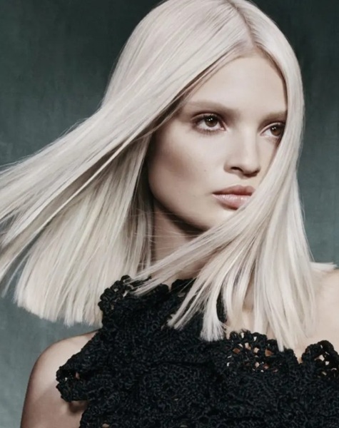 Blonding at Liverpool's Aveda colour salon Blonding at Liverpool's Aveda colour salon